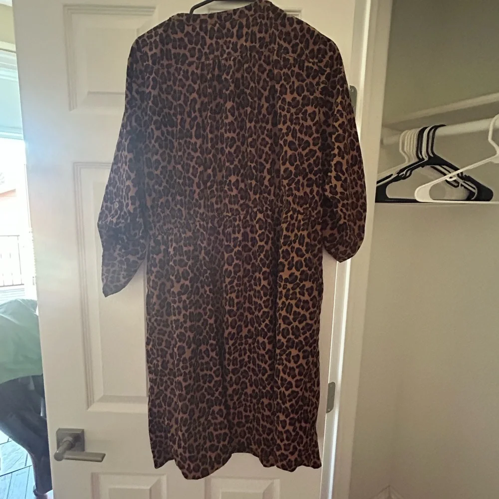 Leopard / cheetah Print Women’s Dress - Brown Old Navy - Picture 2 of 7